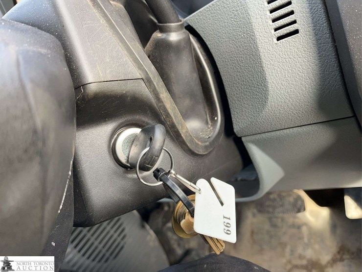 2013-ford-f350-image-14