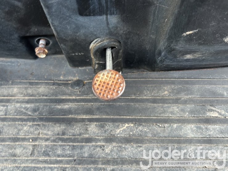 2018-kubota-rtvx1140-image-59