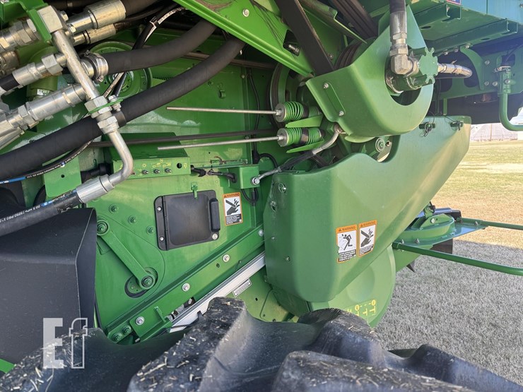 2019-john-deere-s790-image-24