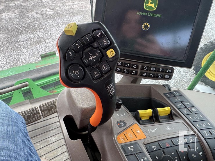 2020-john-deere-s780-image-62