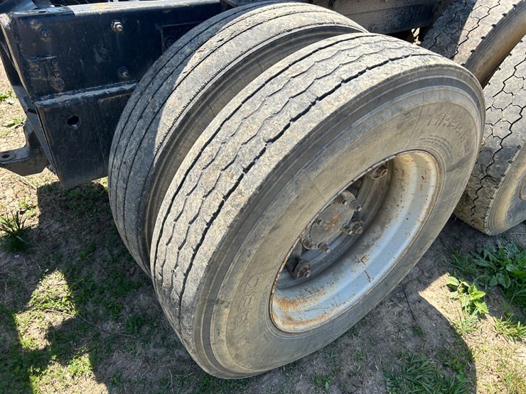 #31965-•-1989-mack-r688-tandem-axle-truck-tractor-image-22