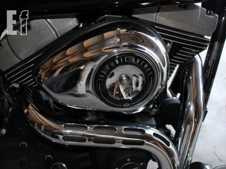 2013-harley-davidson-fat-bob-image-2