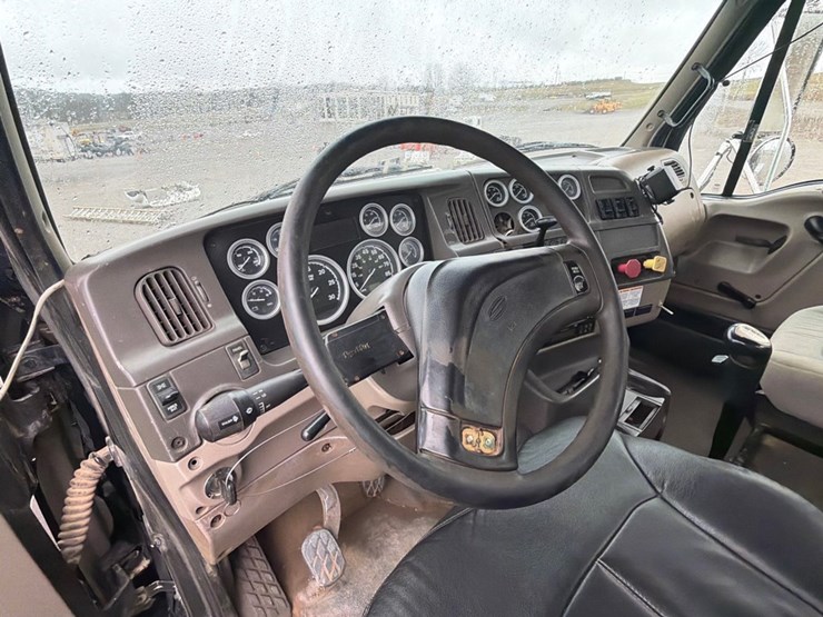 2007-sterling-at9500-image-8