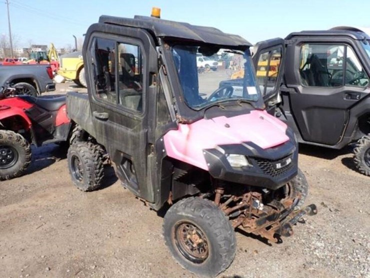 2015-honda-pioneer-700-image-3