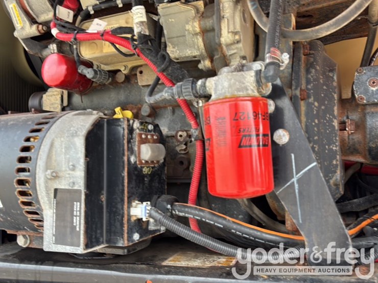 2014-jlg-800aj-image-34