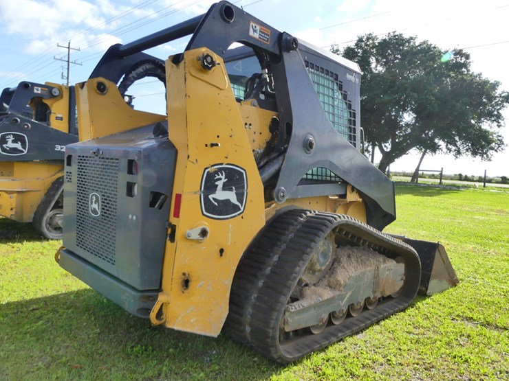 deere-317g-image-3