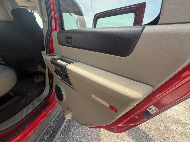 2004-hummer-h2-image-41