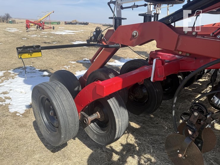 2011-case-ih-3430-image-61