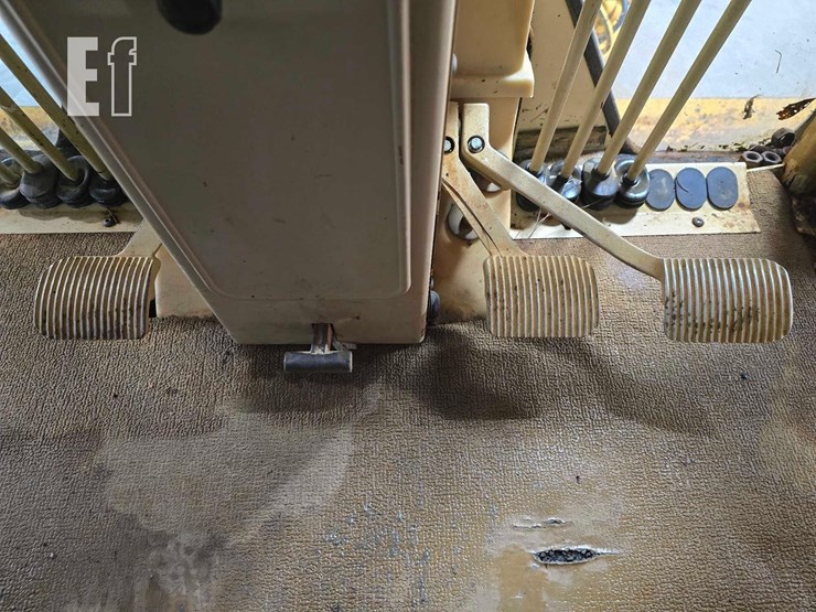 2003-caterpillar-140h-image-19