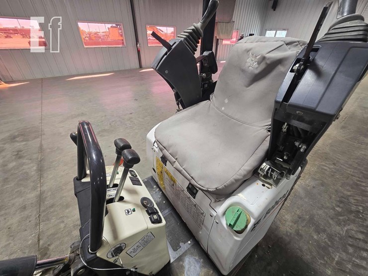 2022-bobcat-e10-image-17