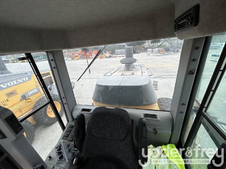 2008-volvo-g940-image-17