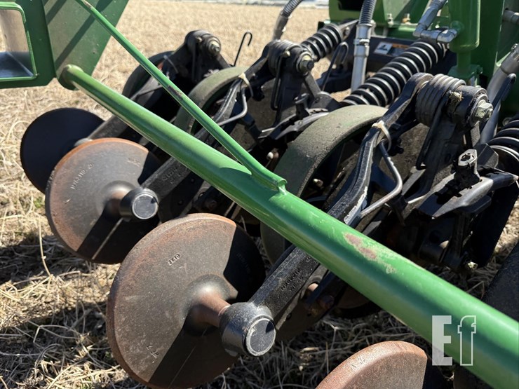 2012-john-deere-1890-image-42