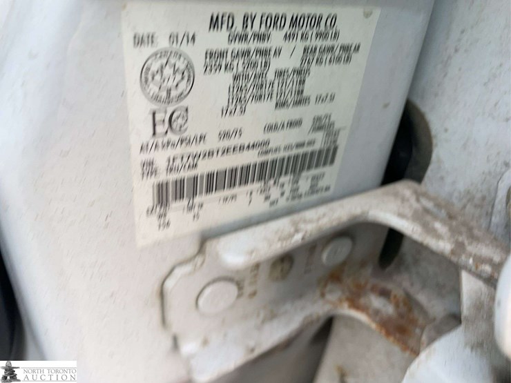 2014-ford-f250-image-25