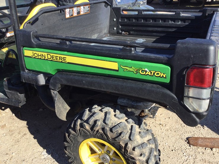 john-deere-gator-image-7