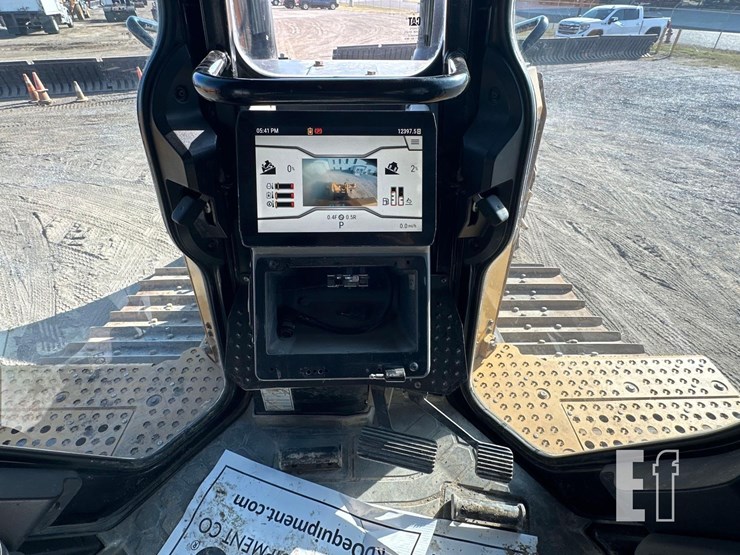 2019-caterpillar-d6-xe-lgp-image-19