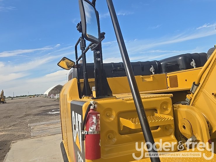 2017-caterpillar-336fl-image-94