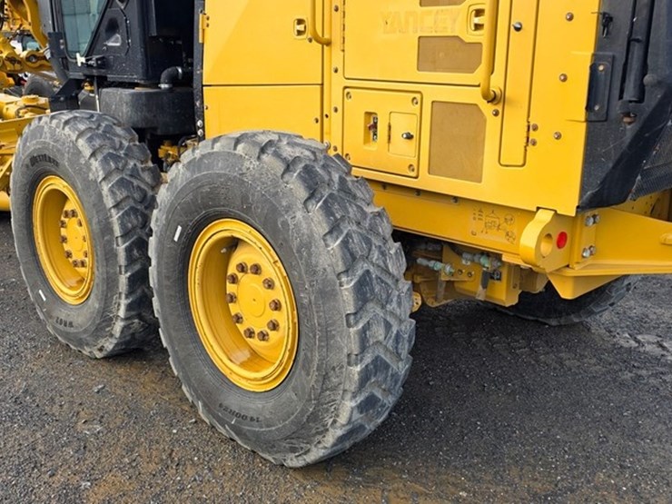 2020-caterpillar-140-image-23