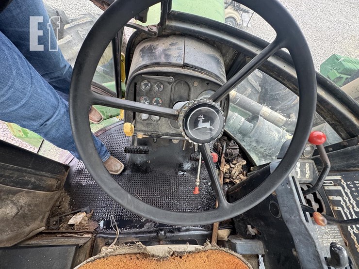 john-deere-8430-image-18