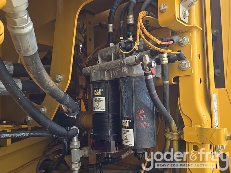 2019-caterpillar-336-image-54