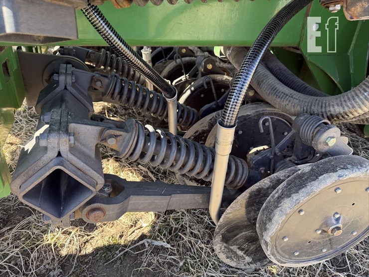 2012-john-deere-1890-image-135