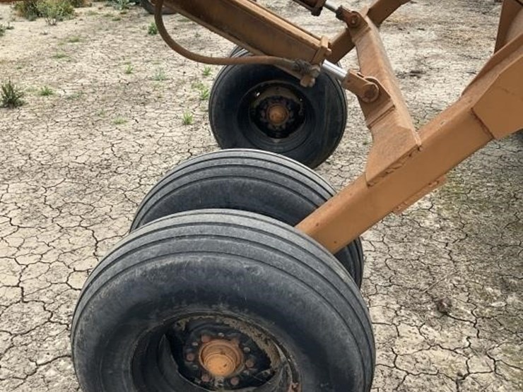 custom-14'x30'-triplane-image-16