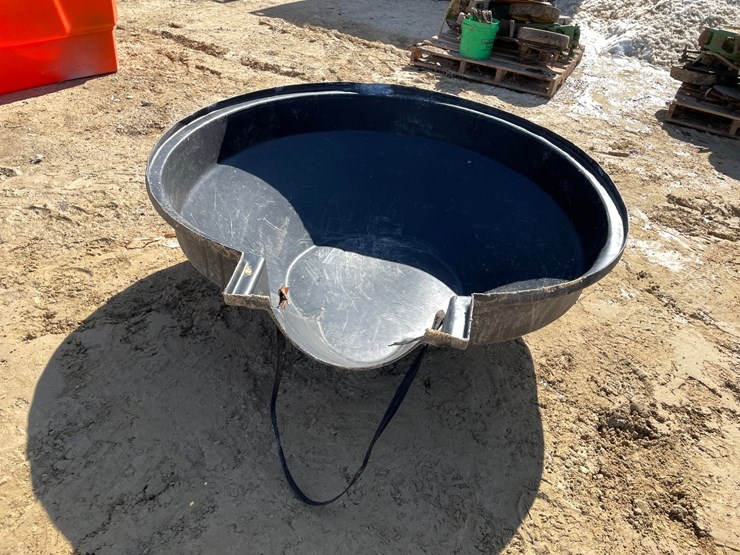 #3958-•-auger-hopper-image-1