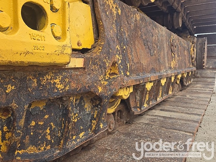 2014-komatsu-d61px-23-image-14