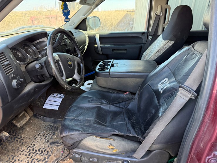 2013-chevrolet-silverado-1500-image-6