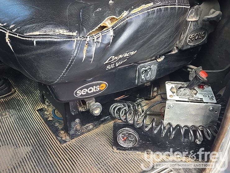 2014-kenworth-t800-image-120