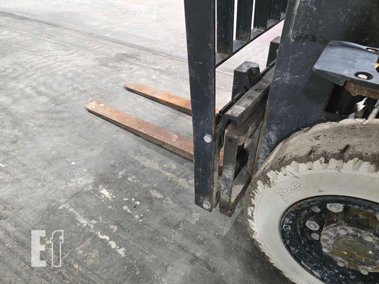 caterpillar-gp25n-image-12