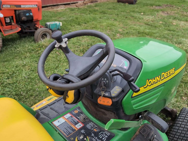john-deere-x485-image-9