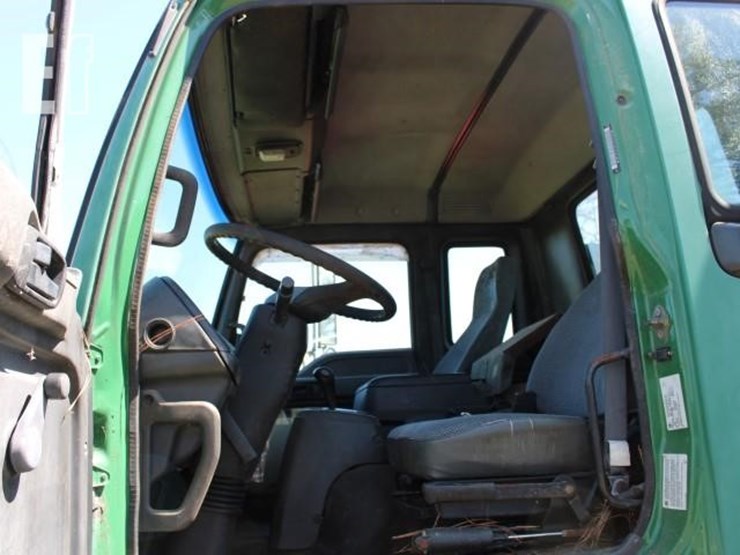 2000-isuzu-ftr-image-10