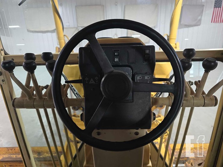 2003-caterpillar-140h-image-18