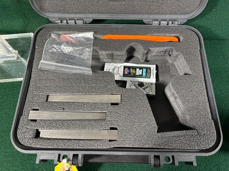 springfield-armory-mdl-1911-a1-45-auto-pistol-image-11