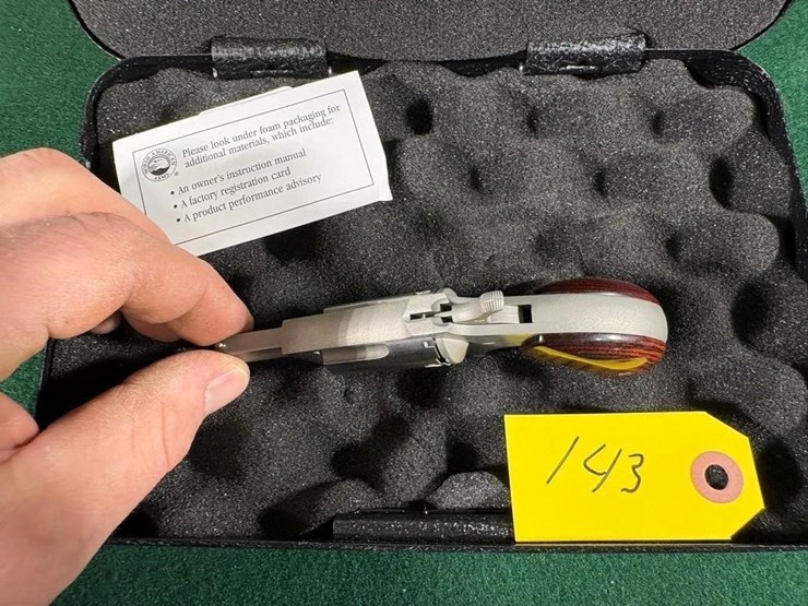 north-american-arms-22-mag-revolver-image-7