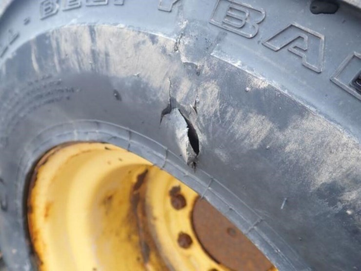 2009-caterpillar-232b-image-62