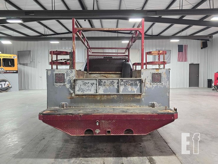 2007-ford-f550-image-8