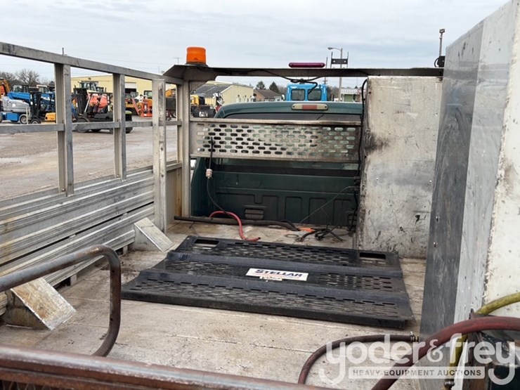 2008-ford-f350-image-31