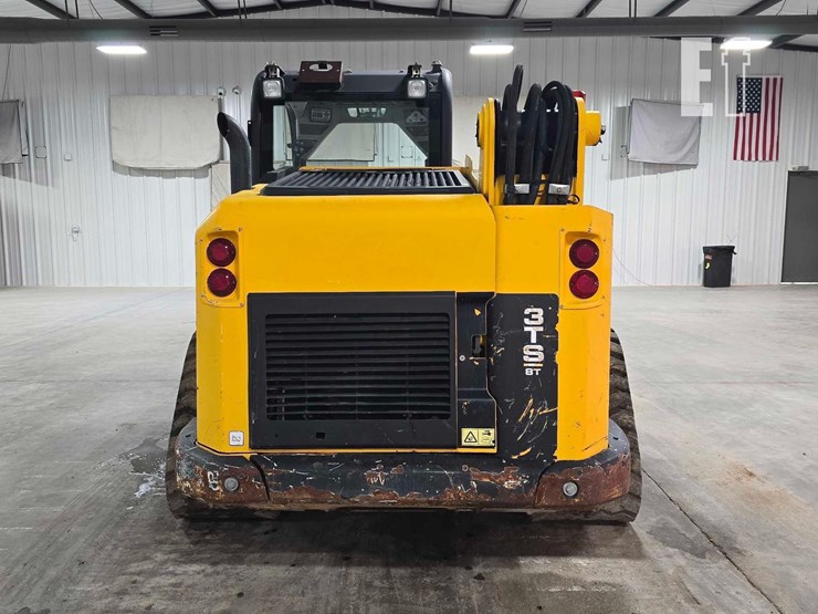 2020-jcb-3ts-8t-image-8