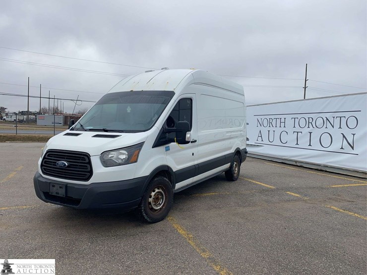 2016-ford-transit-image-1