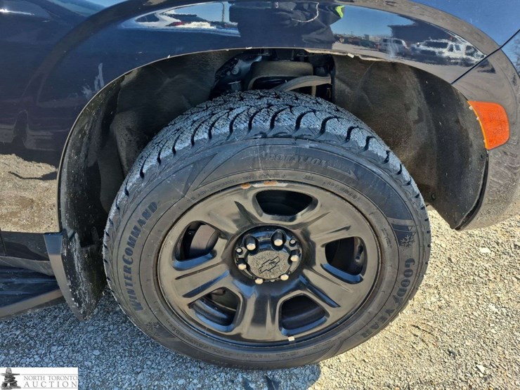 2023-chevrolet-tahoe-image-20