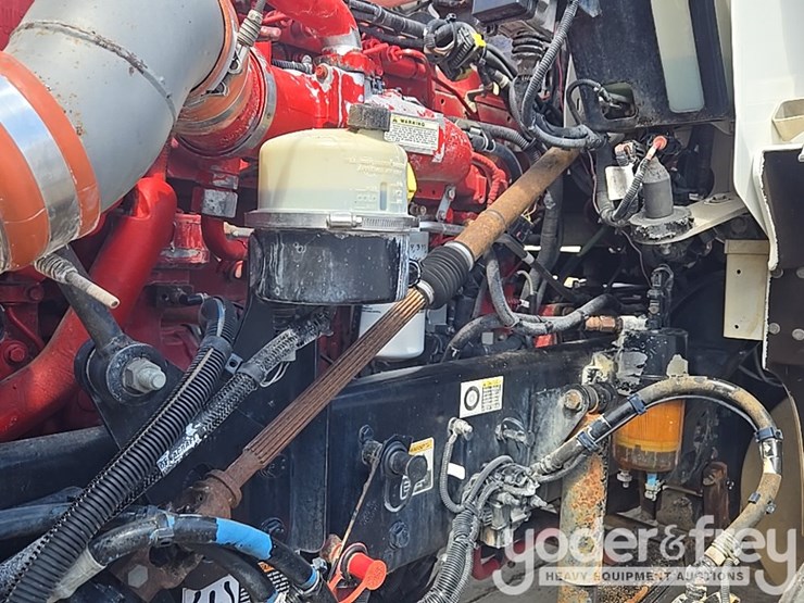 2014-kenworth-t880-image-85