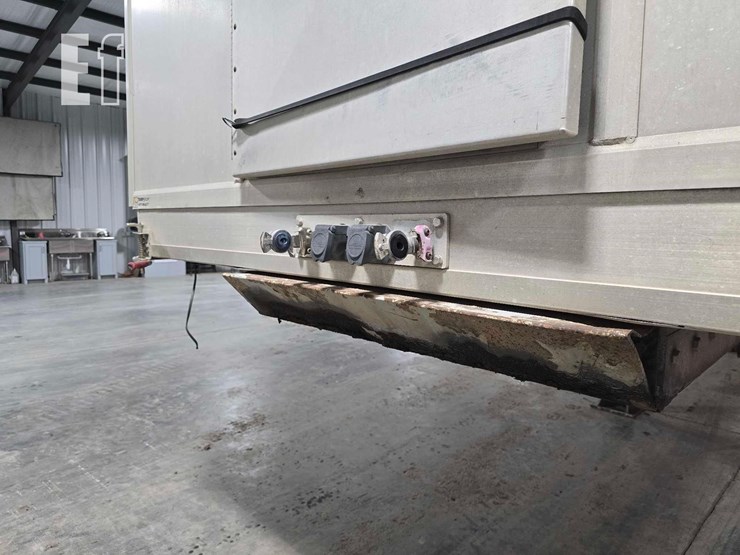 2011-reitnouer-flatbed-image-9