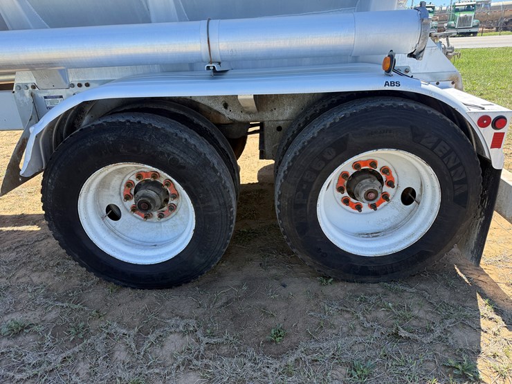 2013-profab-200bbl-crude-tanker-image-11