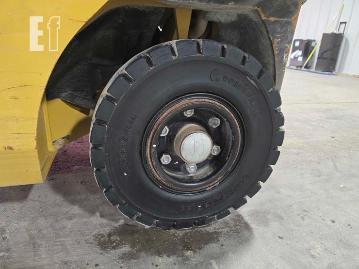 2021-caterpillar-gp25n-image-27