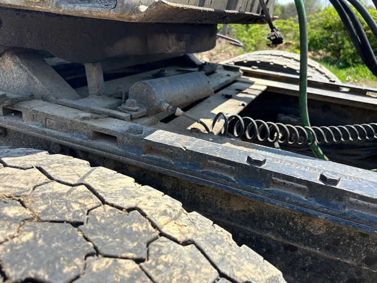 #31965-•-1989-mack-r688-tandem-axle-truck-tractor-image-25