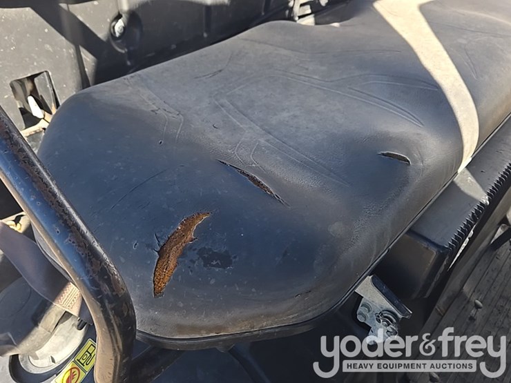 2018-kubota-rtvx1140-image-41