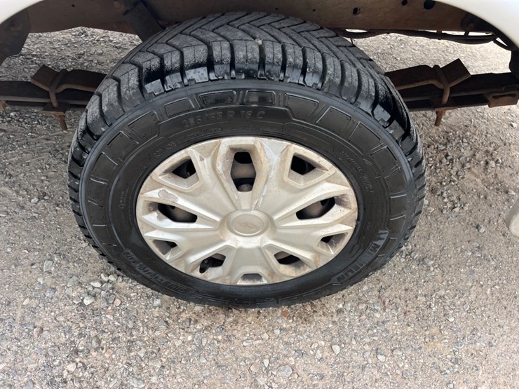 2018-ford-transit-image-15