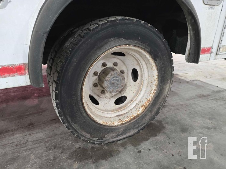 1999-ford-f450-image-26