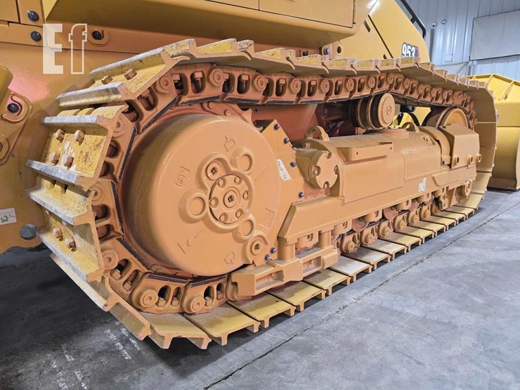 caterpillar-953-image-30